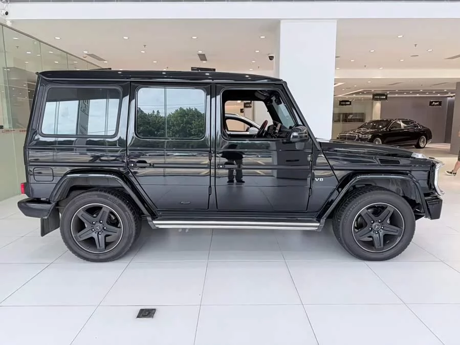 Mercedes Benz G-rated