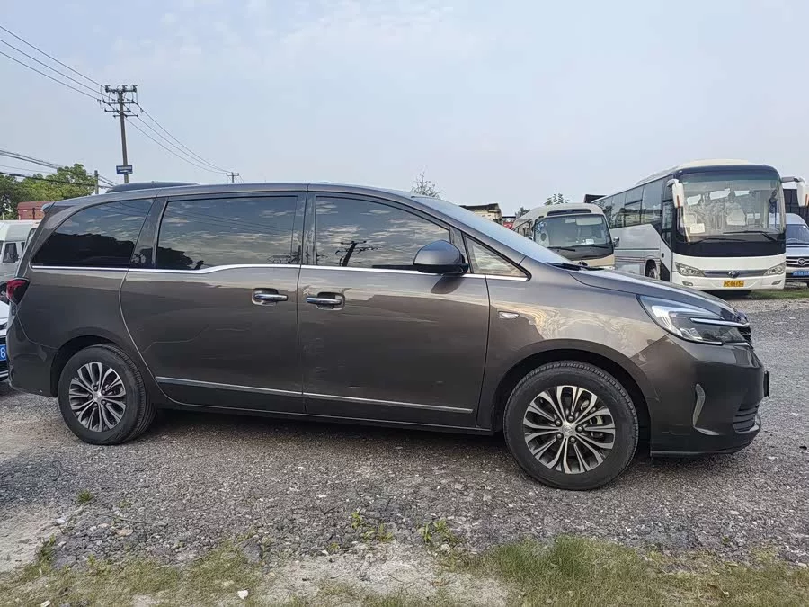 Buick GL8