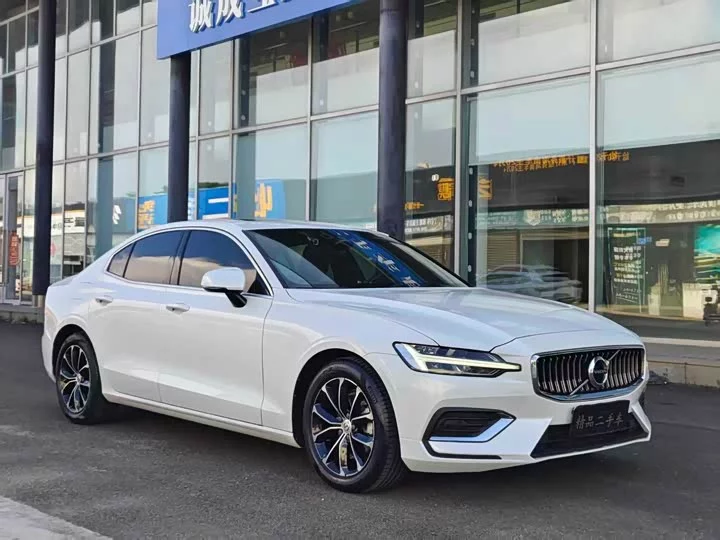 Volvo S60