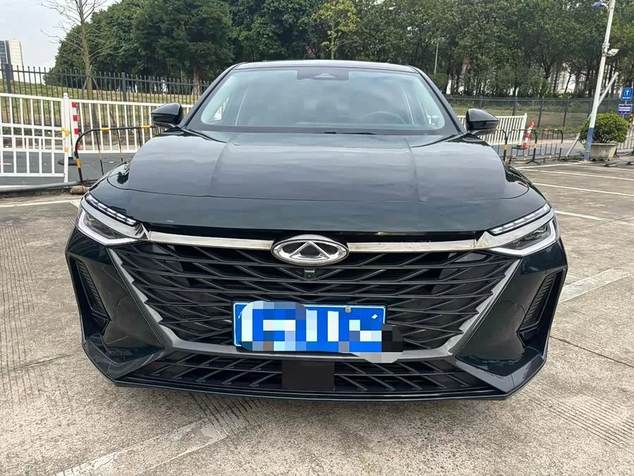 Chery Arrizo 8