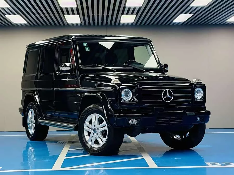 Mercedes Benz G-rated