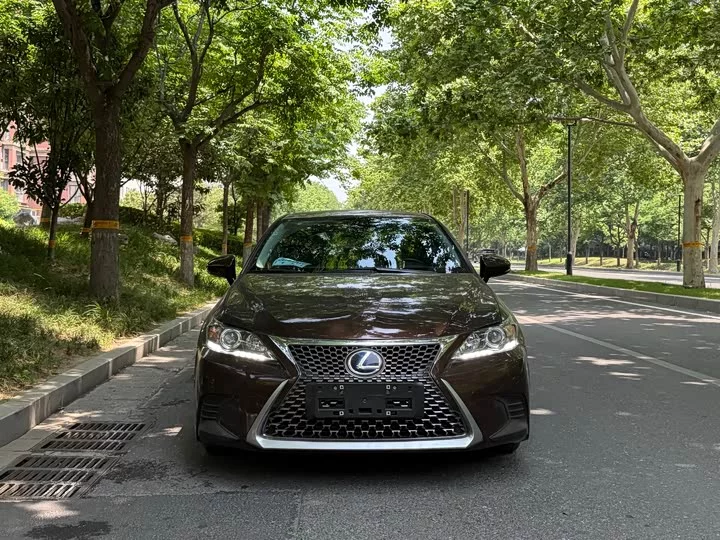 Lexus CT