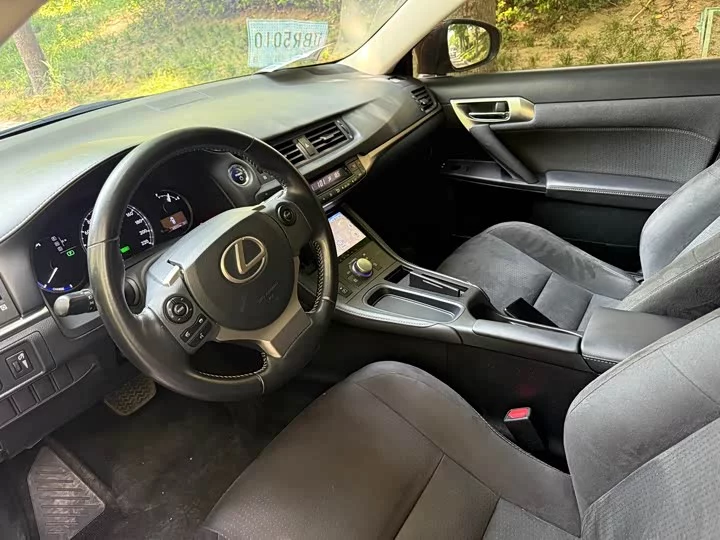 Lexus CT