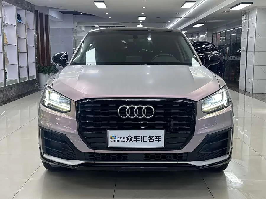 Audi Q2L