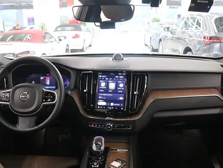 Volvo XC60 Plug-in Hybrid