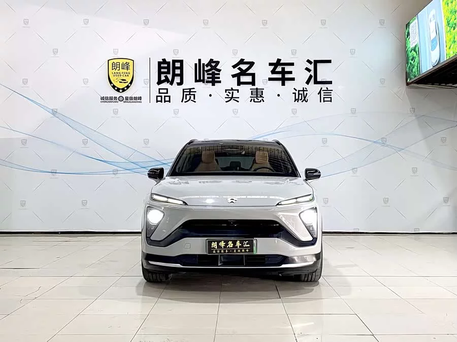 NIO ES6
