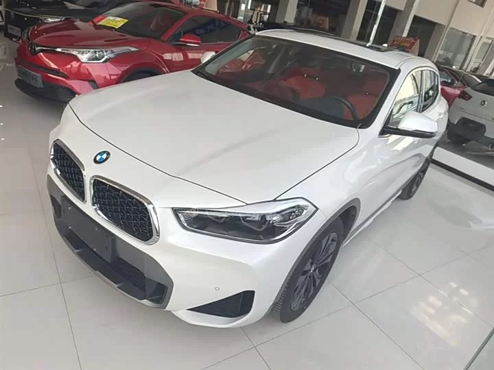 BMW X2