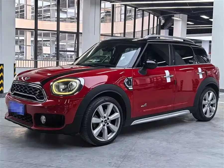 MINI COUNTRYMAN