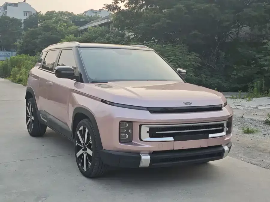 Geely ICON