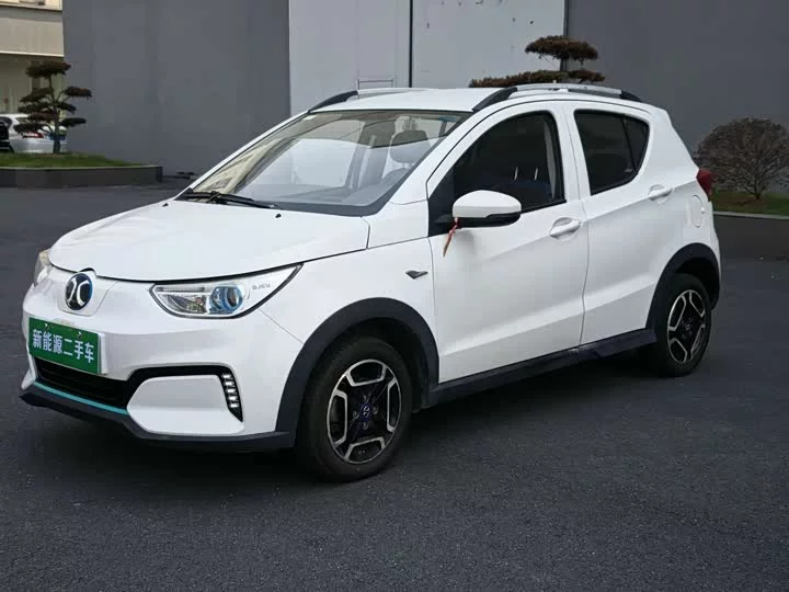 BAIC EC3