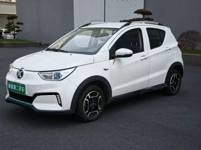 BAIC EC3