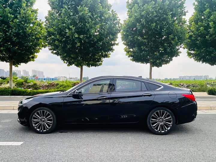 Hongqi H5