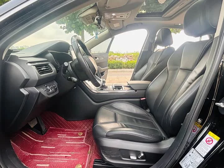 Hongqi H5