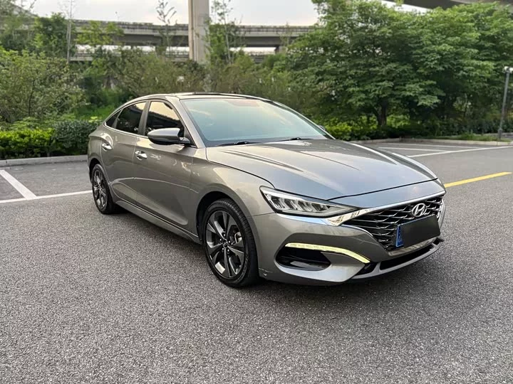 Hyundai Festa