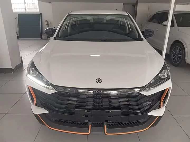Dongfeng Yixuan