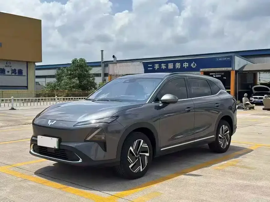 Wuling Starlight S