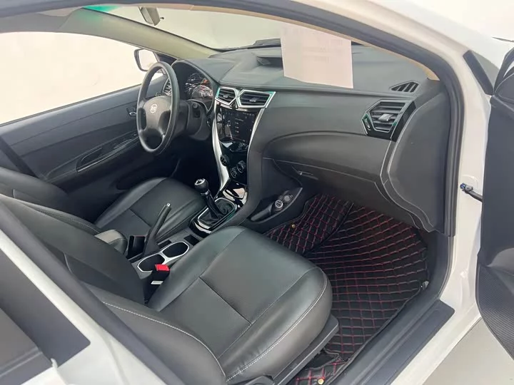 BYD F3