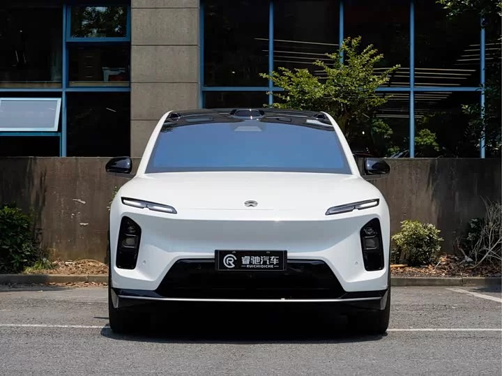 NIO EC6