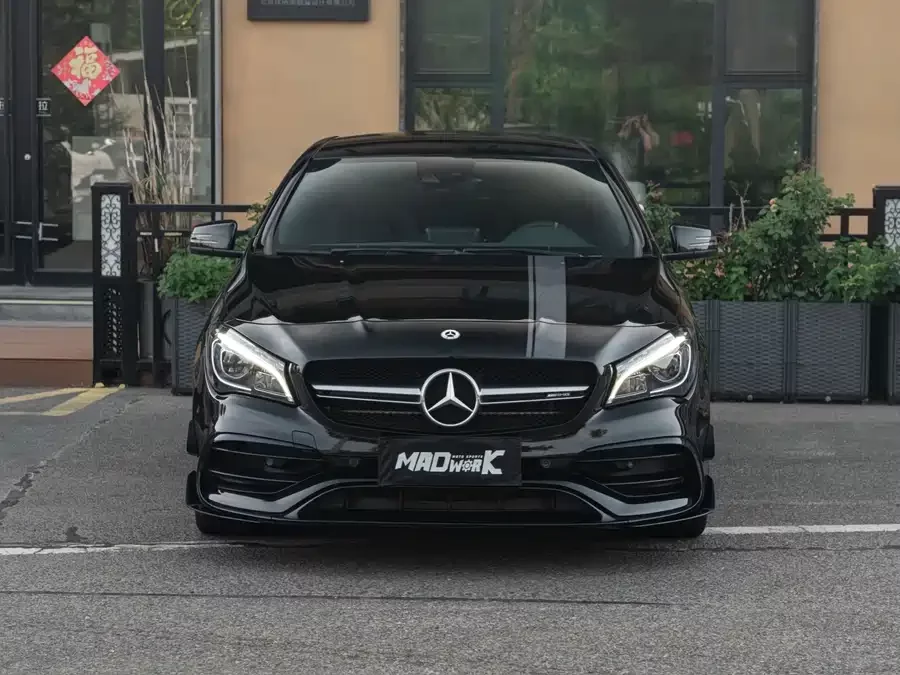 Mercedes Benz CLA AMG