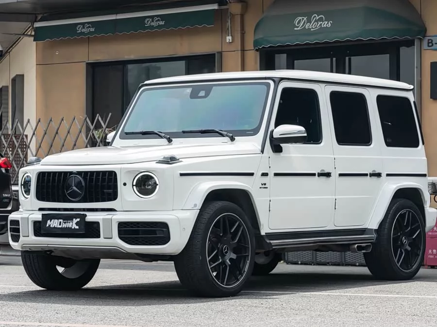 Mercedes Benz G-rated