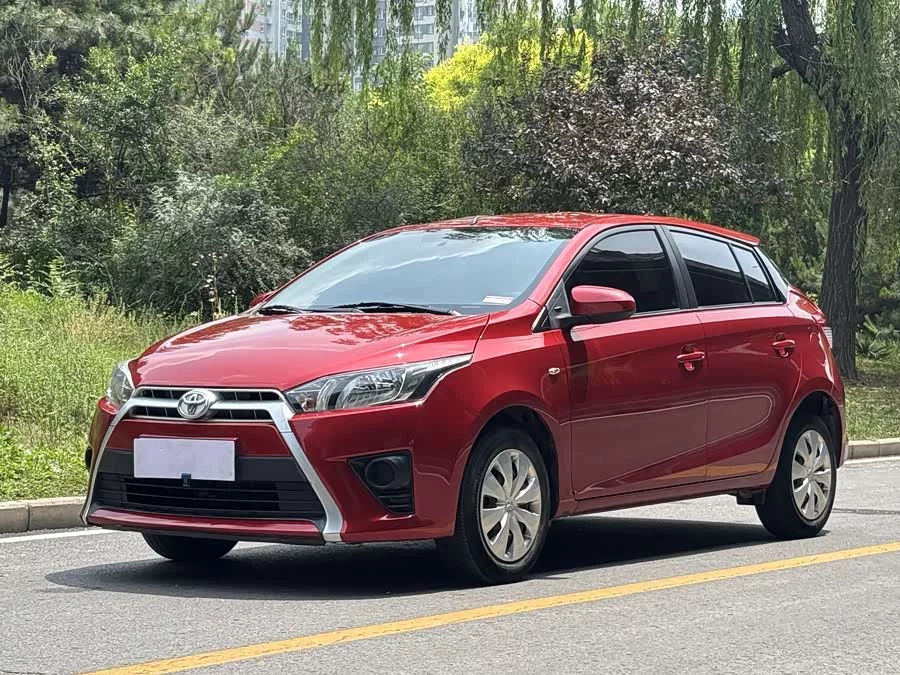 Toyota YARiS L