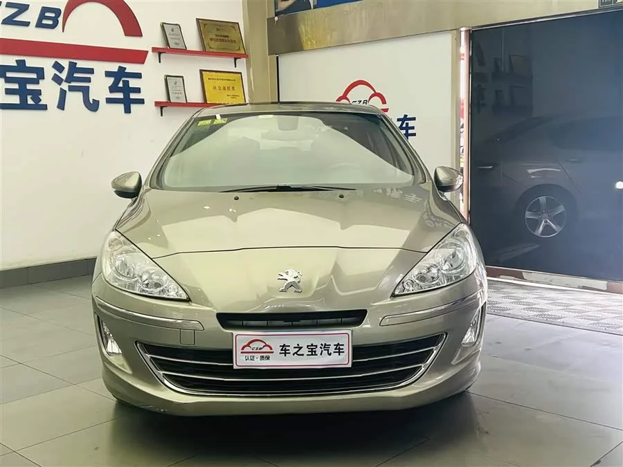 Peugeot 408