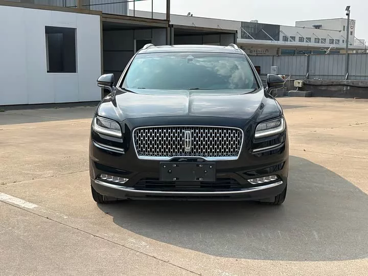 Lincoln navigator