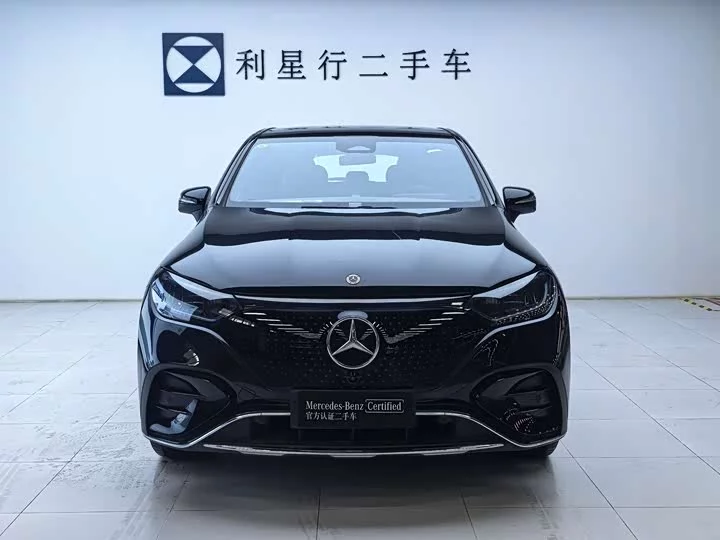 Mercedes-Benz EQE SUV