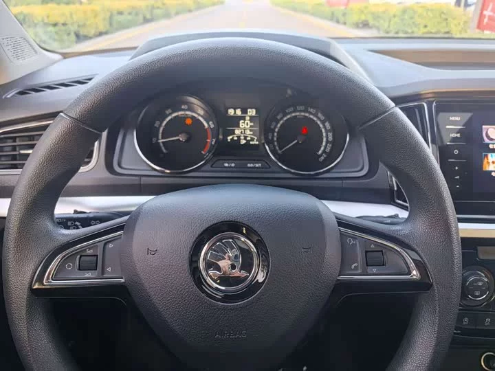 Skoda Comek