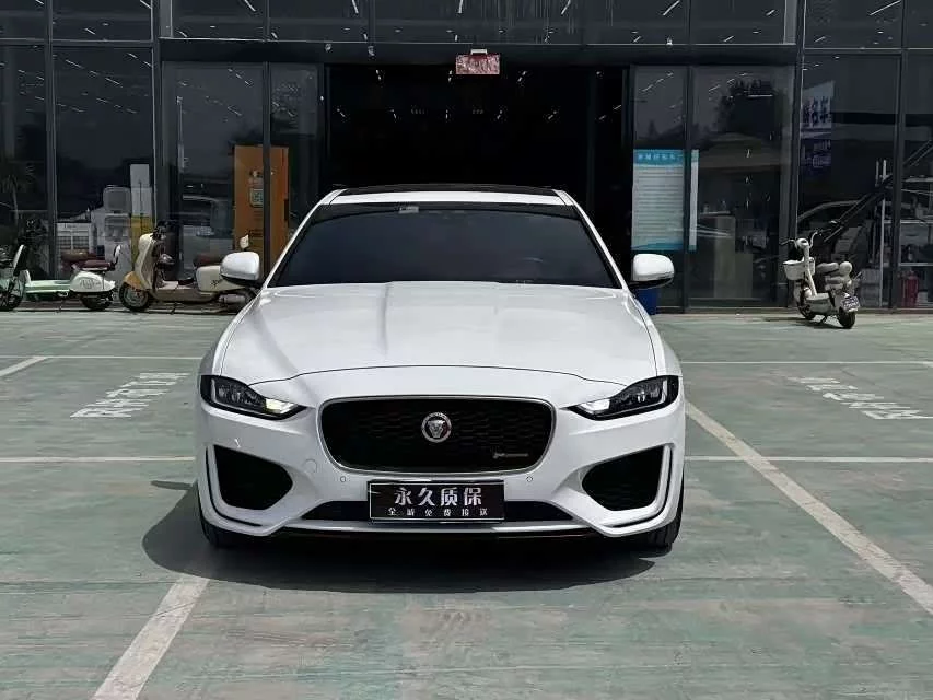 Jaguar XEL