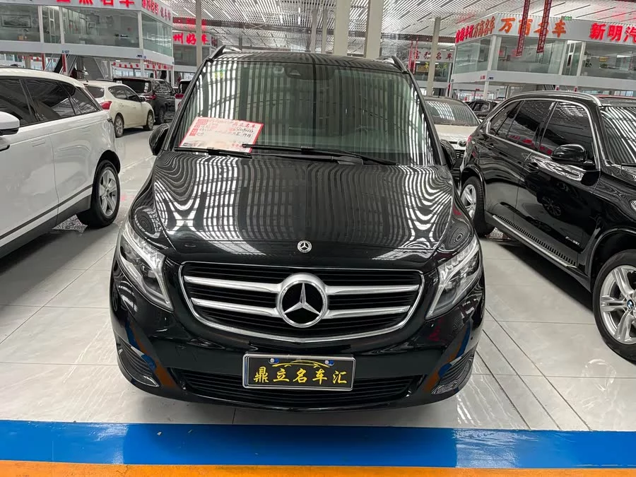 Mercedes Benz Class V