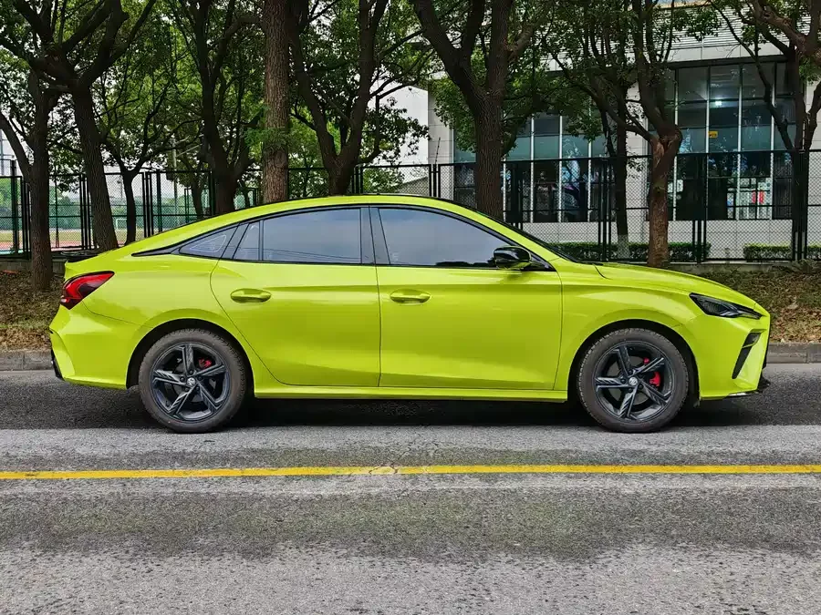 MG 5 Scorpio