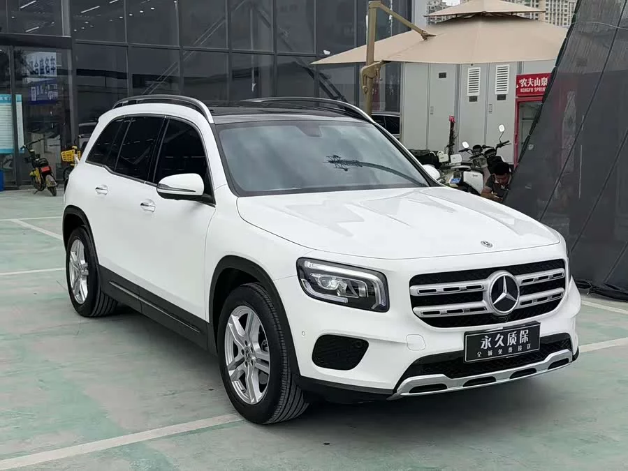 Mercedes Benz GLB