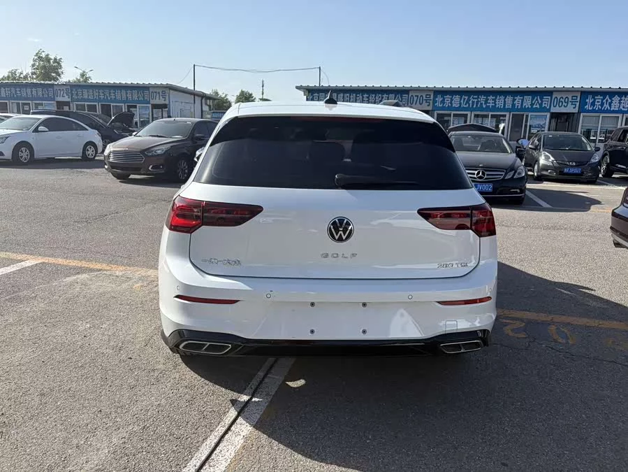 Volkswagen golf