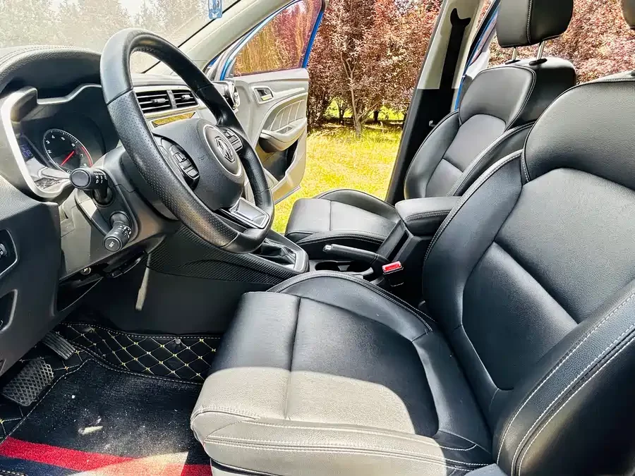 MG ZS