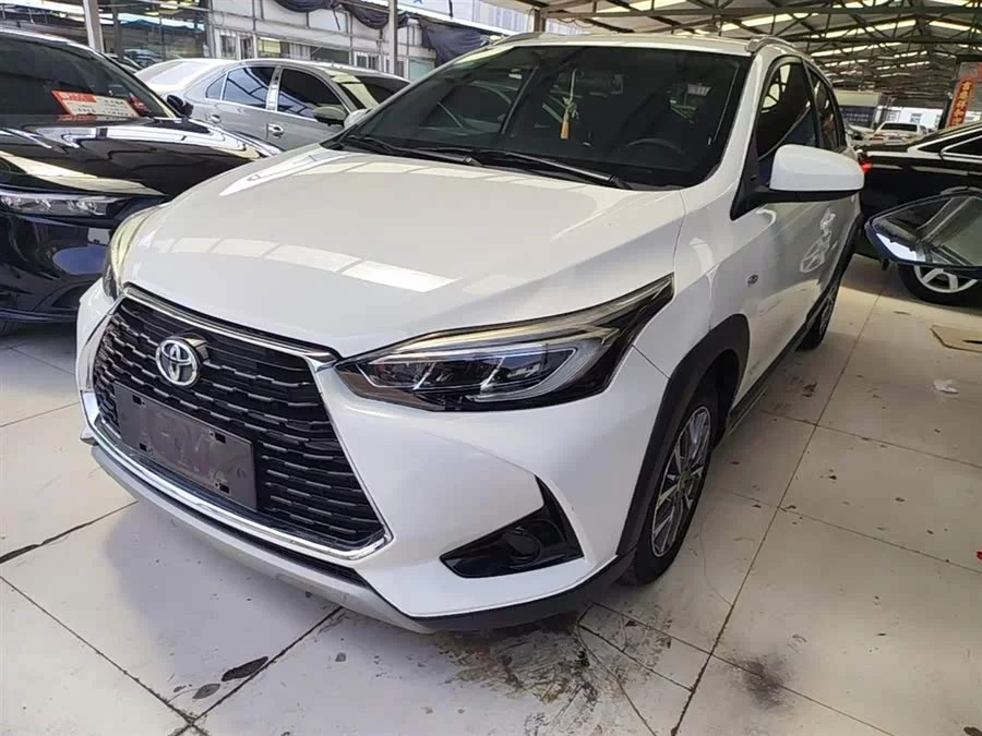 Toyota YARiS L