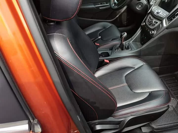 Chery Arrizo 5