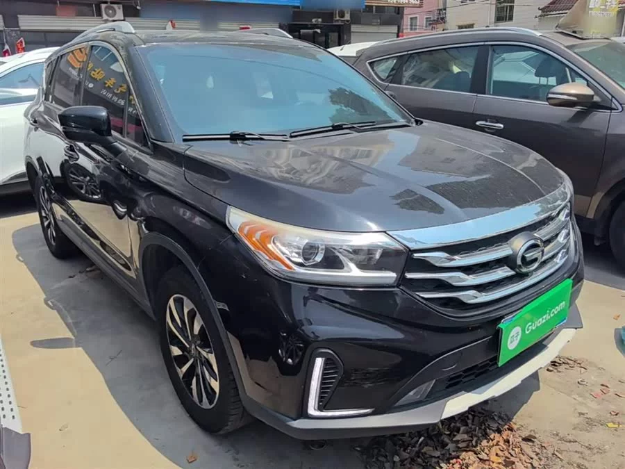 GAC Trumpchi GS4