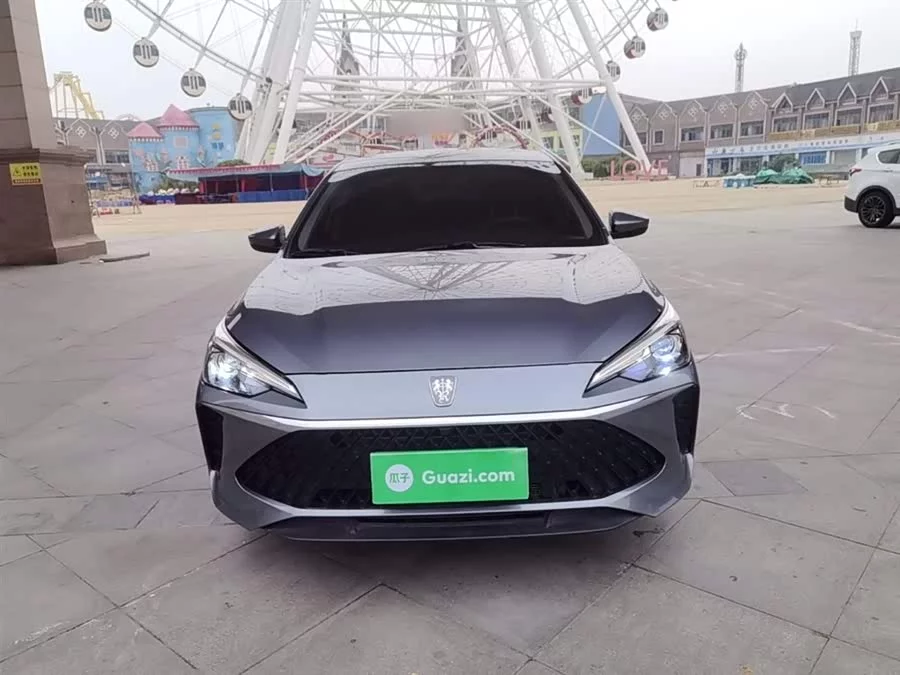 Roewe i5