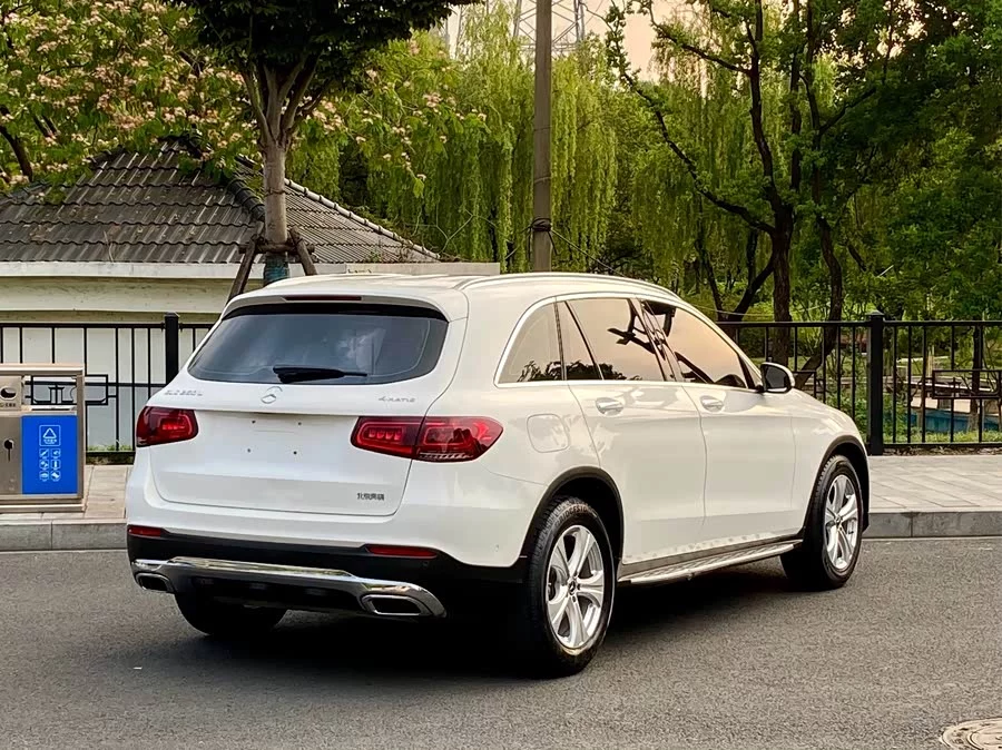 Mercedes Benz GLC
