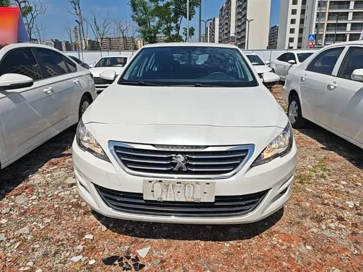 Peugeot 408