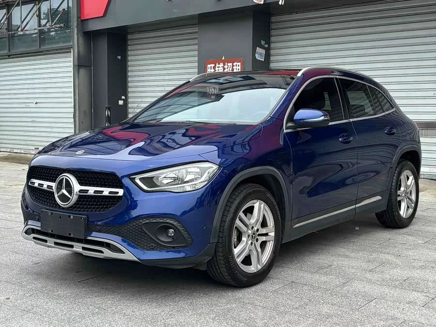 Mercedes Benz GLA