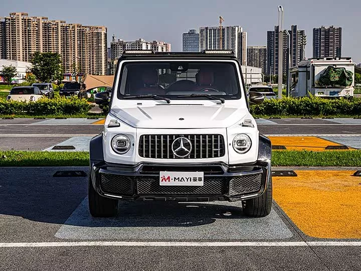 Mercedes Benz G-rated