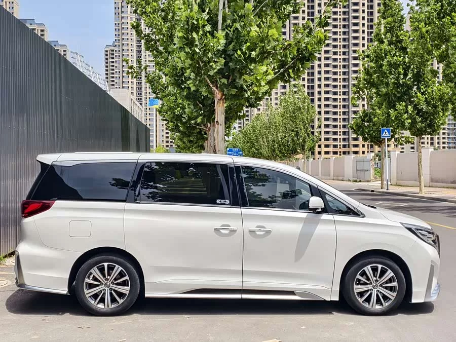 GAC Trumpchi M8