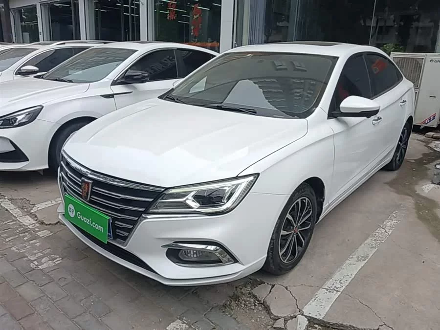 Roewe i5