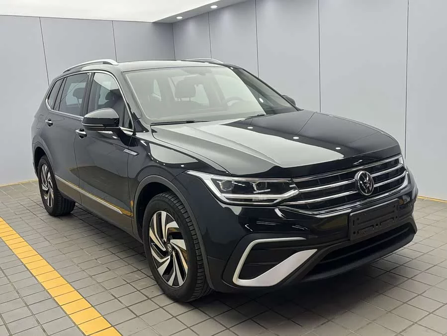 Volkswagen Tiguan L