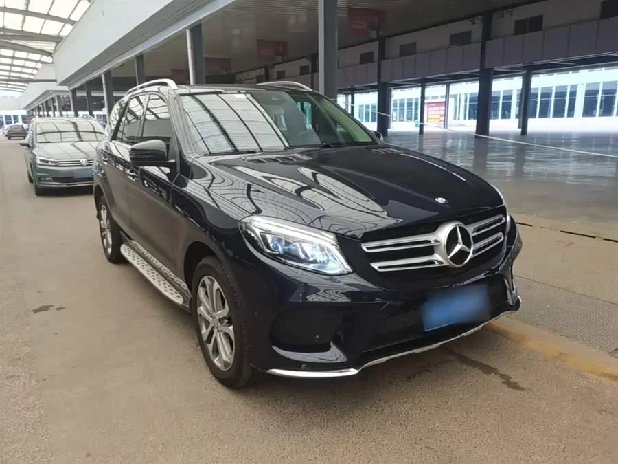 Mercedes Benz GLE (Imported)