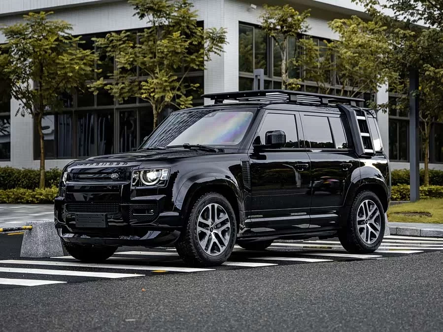 Land Rover guard