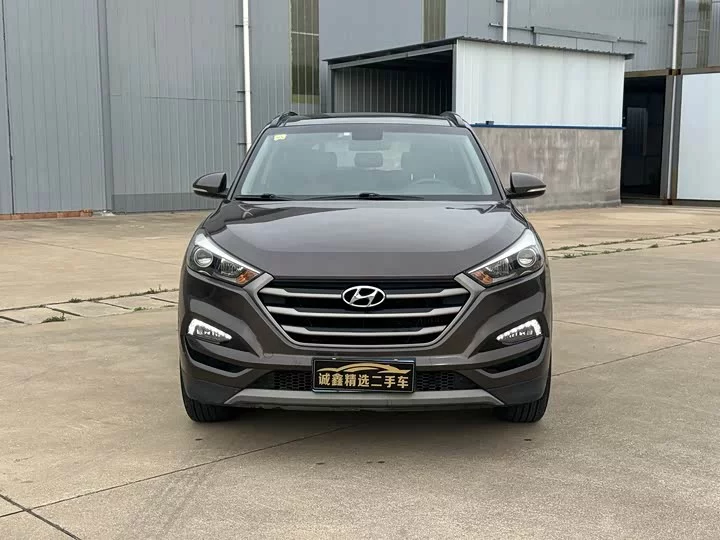 Hyundai Tucson