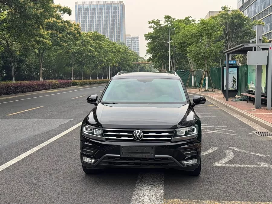 Volkswagen Tiguan L